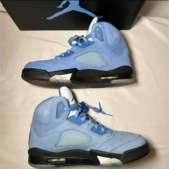 Size 10 - Nike Air Jordan 5 Retro SE UNC Men's Shoes - Picture 3 of 11